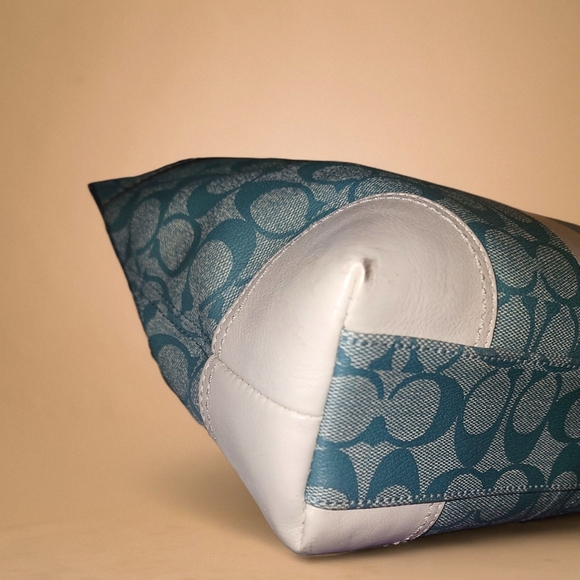 Coach Chelsea Heritage Monogram Tote - Picture 9 of 11